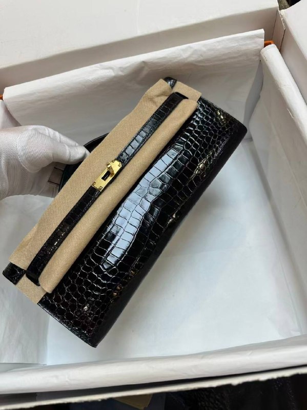 Hermès Kelly Cut · Black